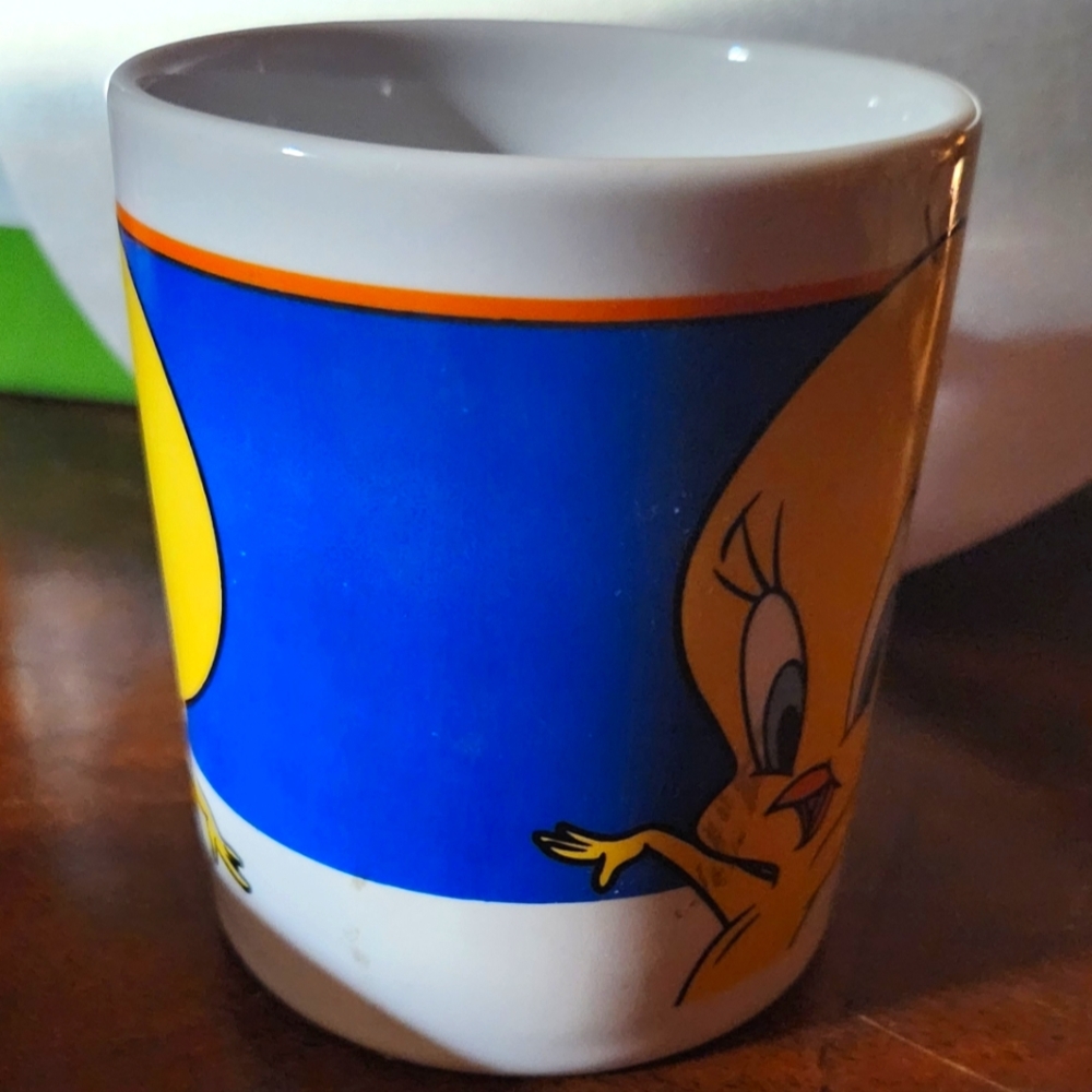☕️💛 VINTAGE TWEETY BIRD MUG💛 - Picture 3 of 6